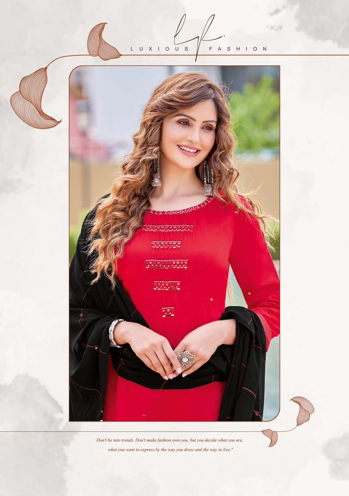 KADLEE-VINTAGE-KURTI WITH PENT AND DUPATTA CLOSE UP